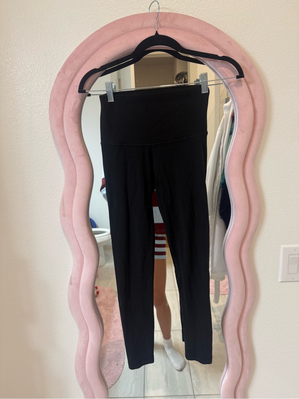 Aritzia High-Waist Leggings